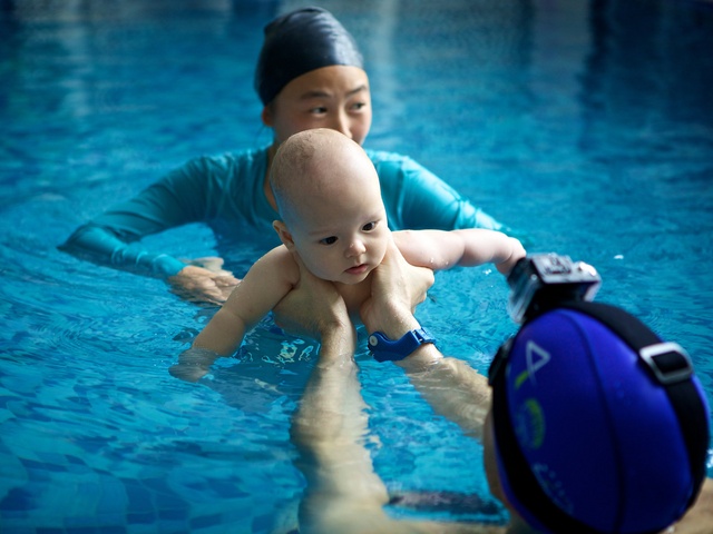 亿婴天使婴儿游泳馆的加盟优势有哪些？现在加盟晚吗？