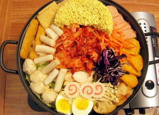 豆米韩国年糕火锅加盟
