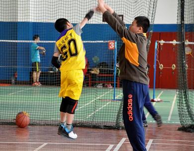 黄频捷篮球教学加盟