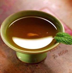 大草煲凉茶加盟能给加盟商带来哪些优势？