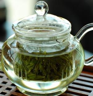 翠泉绿茶加盟，食品行业加盟首选，让您创业先走一步！