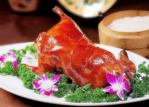 食惠坊北京烤鸭的加盟优势有哪些？现在加盟晚吗？