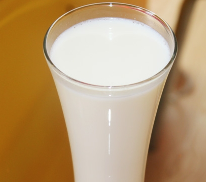 上海鲜奶吧加盟条件有哪些？加盟上海鲜奶吧的加盟商能否获取利润？