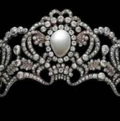 皇家珠宝加盟和其他珠宝加盟品牌有哪些区别？皇家珠宝品牌优势在哪里？