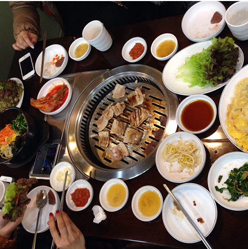 韩风源烧烤加盟能给加盟商带来哪些优势？