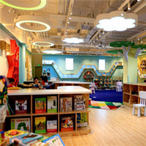 蓝鲸儿童书店加盟