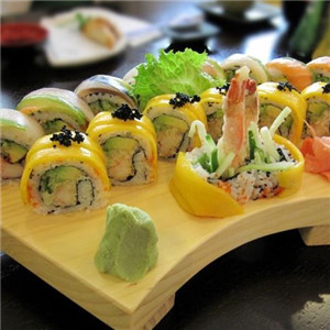 枫景寿司加盟和其他餐饮加盟品牌有哪些区别？枫景寿司品牌优势在哪里？