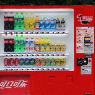 果能鲜榨果汁售货机加盟需要哪些条件？人人都可以加盟果能鲜榨果汁售货机吗？