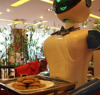 机器人主题餐厅加盟和其他餐饮加盟品牌有哪些区别？机器人主题餐厅品牌优势在哪里？
