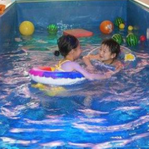 贝世乐婴幼儿游泳中心加盟