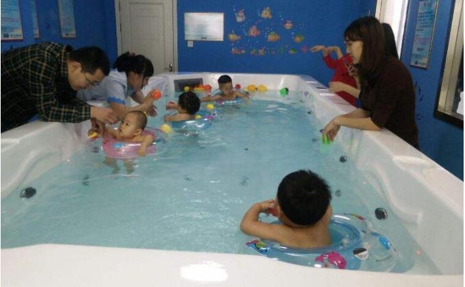 稚乐婴童游泳加盟