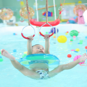鱼骑士婴儿游泳馆加盟费用多少？婴儿游泳馆加盟选它合适吗？