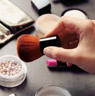 兰芝艾妃化妆品加盟，美容行业加盟首选，让您创业先走一步！
