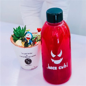 juice cubi果汁小怪兽加盟，餐饮行业加盟首选，让您创业先走一步！