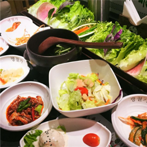 明哲家韩国料理加盟条件有哪些？明哲家韩国料理喜欢哪类加盟商？