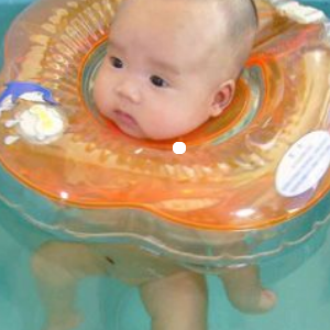 智豪婴儿游泳加盟