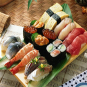 樱花雨外带寿司的加盟优势有哪些？现在加盟晚吗？