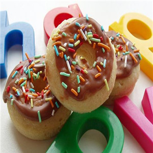 百多滋甜甜圈加盟信息介绍，让您创业先走一步！