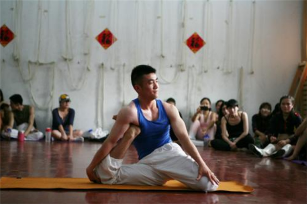 梵音瑜伽教育加盟