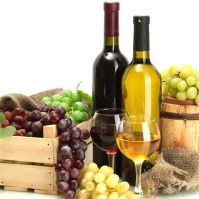 怡龙庄园天然红葡萄酒的加盟优势有哪些？现在加盟晚吗？