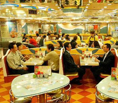 香港翠华茶餐厅的加盟优势有哪些？现在加盟晚吗？