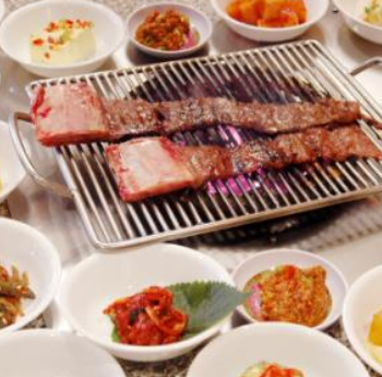 我要加盟缸桶屋韩国烤肉，需要多少钱啊？