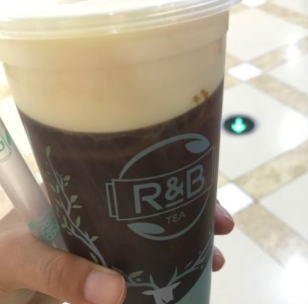 rb奶茶加盟条件有哪些？加盟rb奶茶的加盟商能否获取利润？