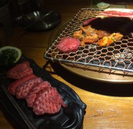金鼎宴韩式自助烤肉加盟