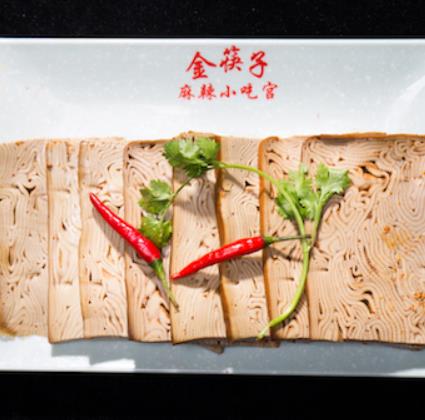 金筷子麻辣小吃宫加盟，餐饮行业加盟首选，让您创业先走一步！