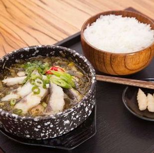 唐记福酸菜鱼米饭加盟能给加盟商带来哪些优势？