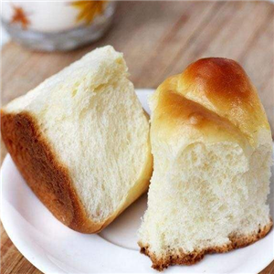 甜木屋面包加盟条件有哪些？甜木屋面包喜欢哪类加盟商？