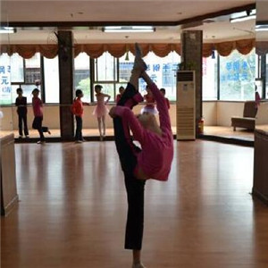 加盟舞乐艺术培训中心，需要注意哪些？