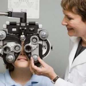 视力保健看哪家?博士顿加盟最实惠