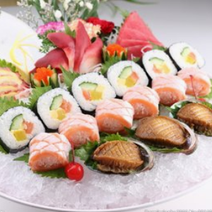 小船寿司加盟和其他餐饮加盟品牌有哪些区别？小船寿司品牌优势在哪里？