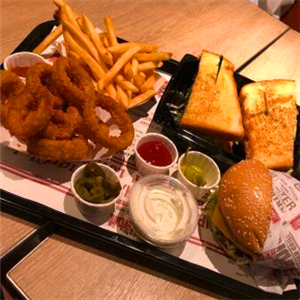 餐饮加盟选哪家？The Habit Burger Grill 哈比特汉堡加盟怎么样？