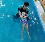 加盟爱玩爱游母婴游泳馆有哪些优势，加盟爱玩爱游母婴游泳馆品牌须知